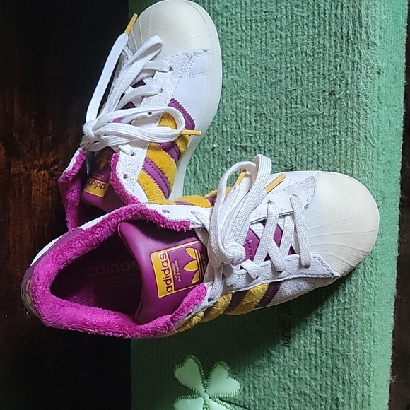 Adidas Superstar - Picture 4 of 10